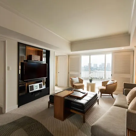 Hilton Tokyo Odaiba Exterior photo