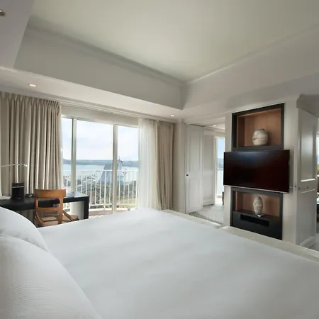 Hilton Tokyo Odaiba Exterior photo